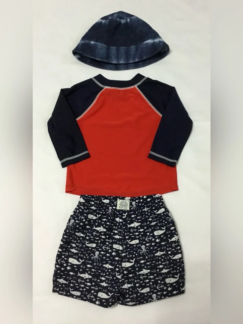 GAP Red & Navy Long-Sleeve Rashguard Set with Tie-Dye Hat - K120